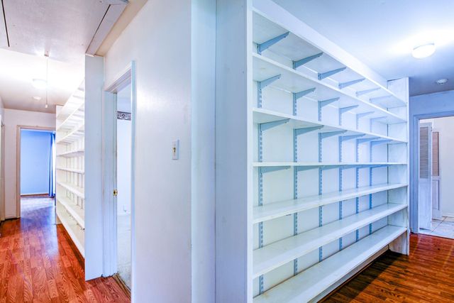 205 Hillcrest Drive, Alvin, TX 77511