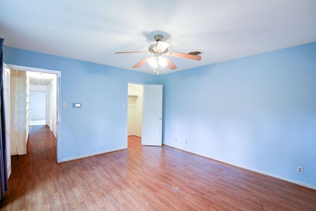 205 Hillcrest Drive, Alvin, TX 77511