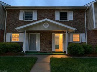 101 Oxford Place 17, High Point, NC 27262