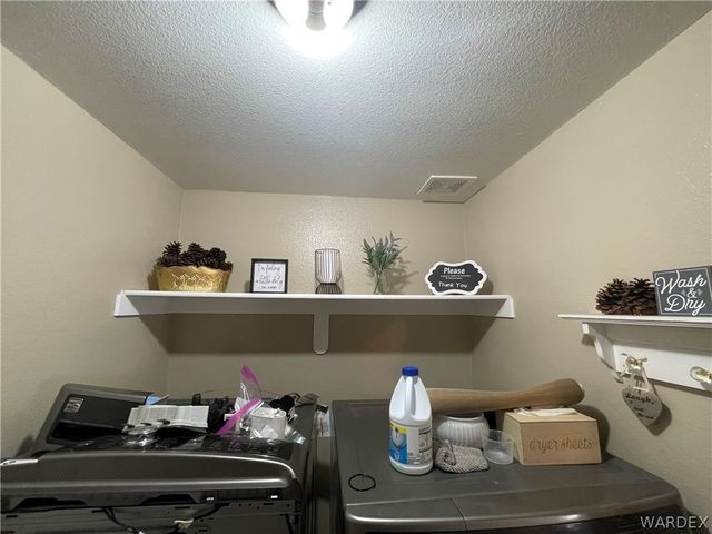 3315 E El Tovar Avenue, Kingman, AZ 86409