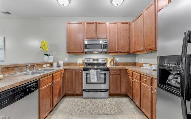 5317 Warminster Dr Unit 103, Virginia Beach, VA 23455