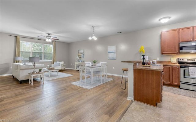 5317 Warminster Dr Unit 103, Virginia Beach, VA 23455