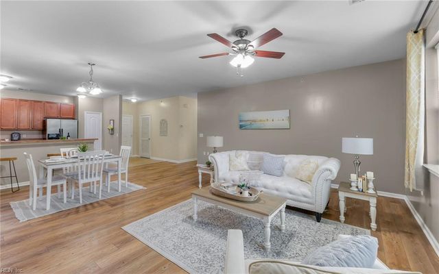 5317 Warminster Dr Unit 103, Virginia Beach, VA 23455