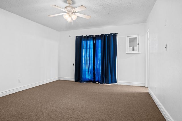 1133 Park Center Court, Saginaw, TX 76179