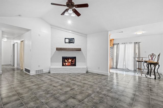 1133 Park Center Court, Saginaw, TX 76179