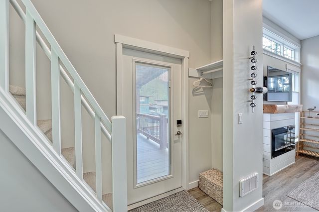 990 Lake Whatcom Boulevard #11, Sedro Woolley, WA 98284