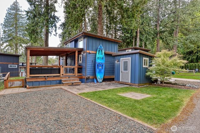 990 Lake Whatcom Boulevard #11, Sedro Woolley, WA 98284