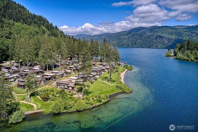 990 Lake Whatcom Boulevard #11, Sedro Woolley, WA 98284