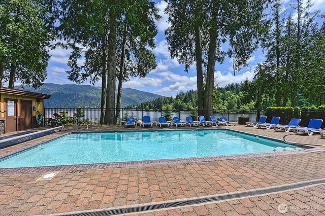 990 Lake Whatcom Boulevard #11, Sedro Woolley, WA 98284
