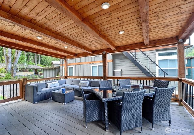 990 Lake Whatcom Boulevard #11, Sedro Woolley, WA 98284