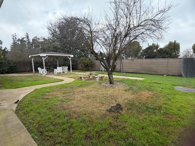 5109 Center Ave, Empire, CA 95319