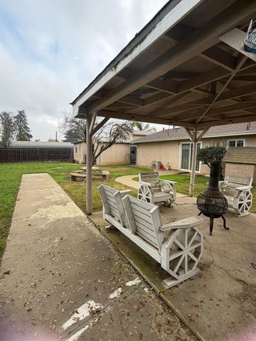 5109 Center Ave, Empire, CA 95319