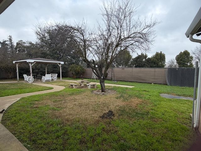 5109 Center Ave, Empire, CA 95319