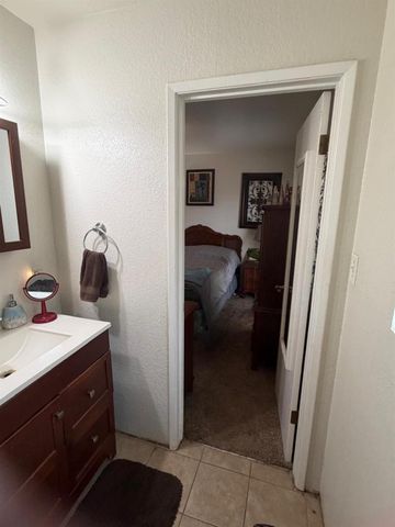 5109 Center Ave, Empire, CA 95319