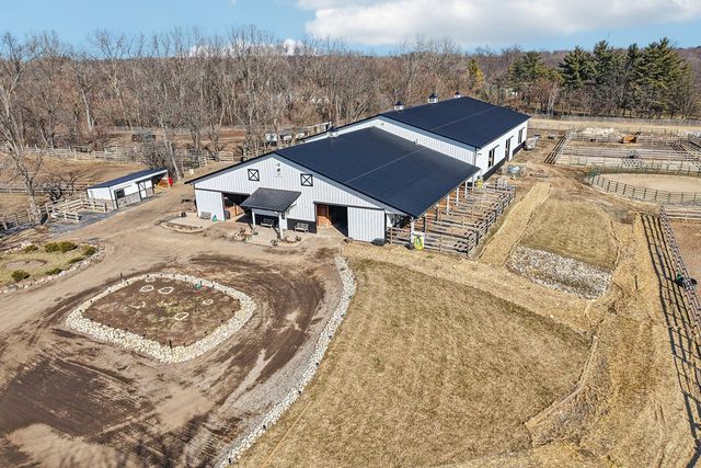 708 S Rose Farm Road, Woodstock, IL 60098