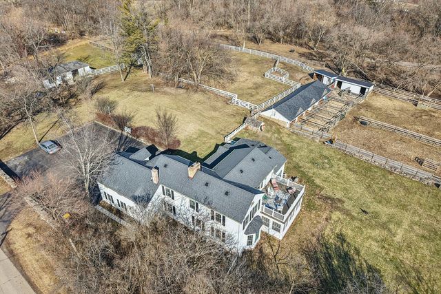 708 S Rose Farm Road, Woodstock, IL 60098