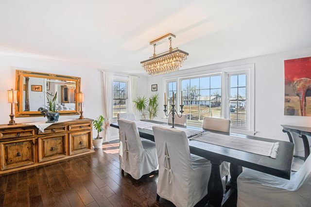 708 S Rose Farm Road, Woodstock, IL 60098