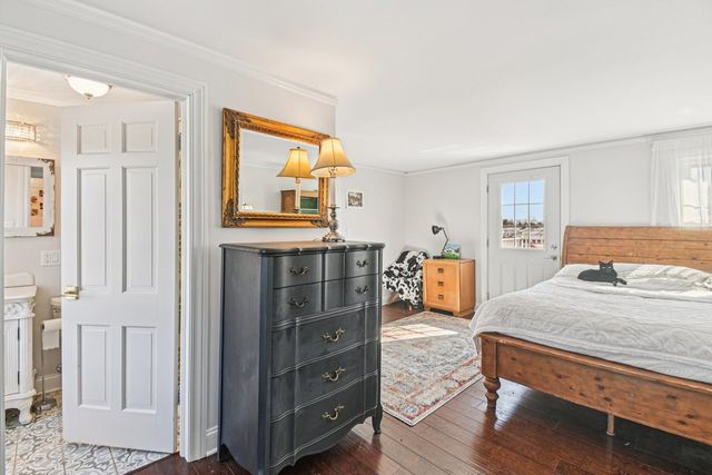 708 S Rose Farm Road, Woodstock, IL 60098