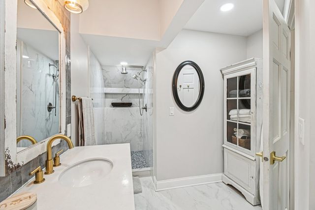 708 S Rose Farm Road, Woodstock, IL 60098