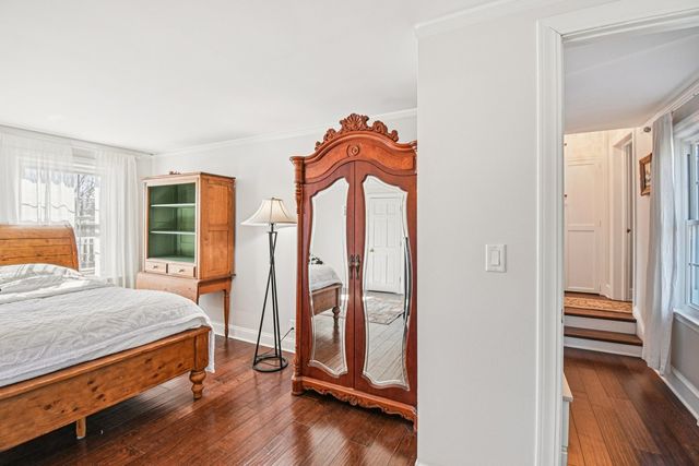 708 S Rose Farm Road, Woodstock, IL 60098