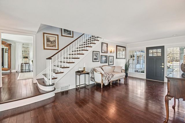 708 S Rose Farm Road, Woodstock, IL 60098