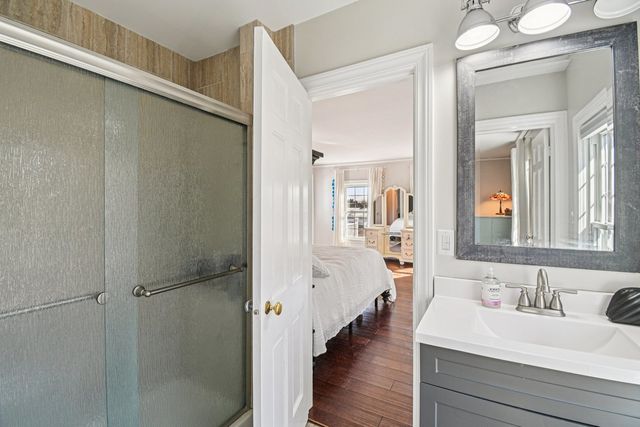 708 S Rose Farm Road, Woodstock, IL 60098