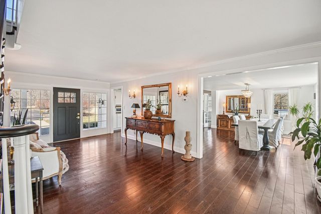 708 S Rose Farm Road, Woodstock, IL 60098