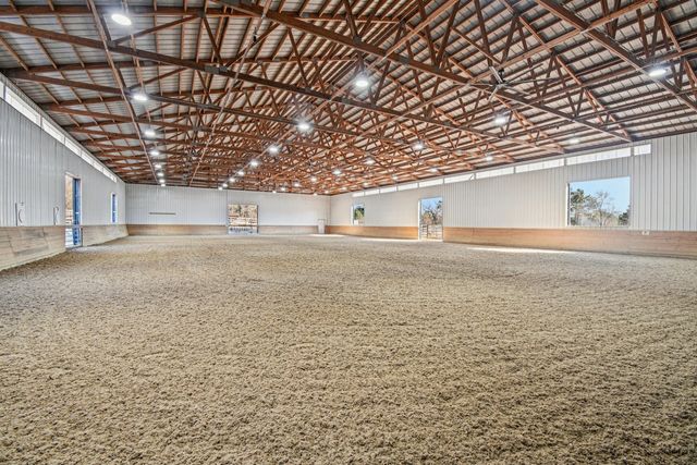 708 S Rose Farm Road, Woodstock, IL 60098