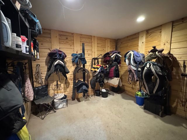 708 S Rose Farm Road, Woodstock, IL 60098