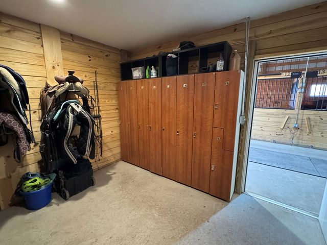 708 S Rose Farm Road, Woodstock, IL 60098