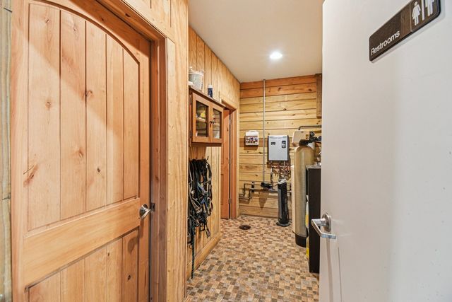 708 S Rose Farm Road, Woodstock, IL 60098