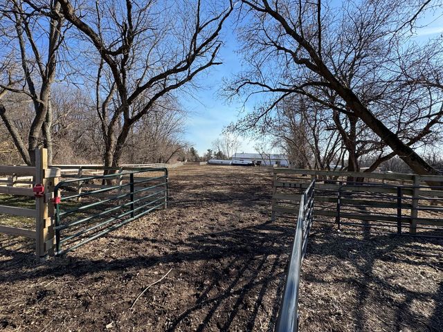 708 S Rose Farm Road, Woodstock, IL 60098