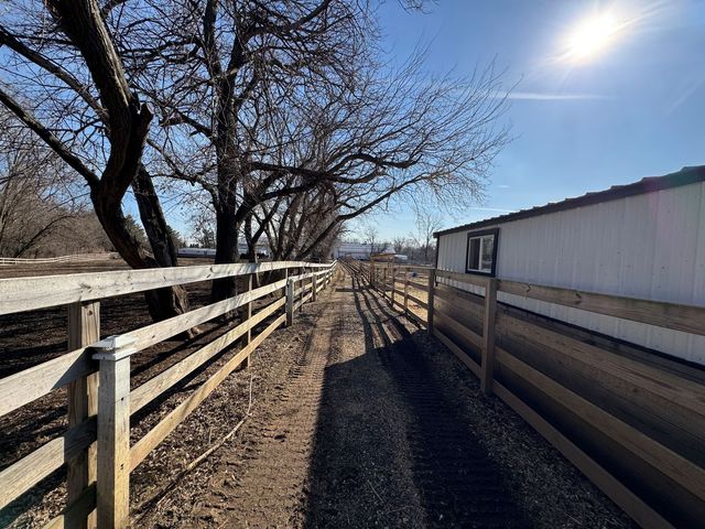 708 S Rose Farm Road, Woodstock, IL 60098