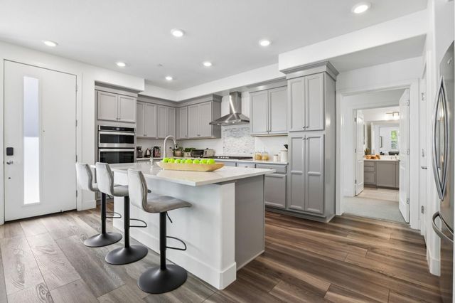 5704 Immersion Loop, San Jose, CA 95119