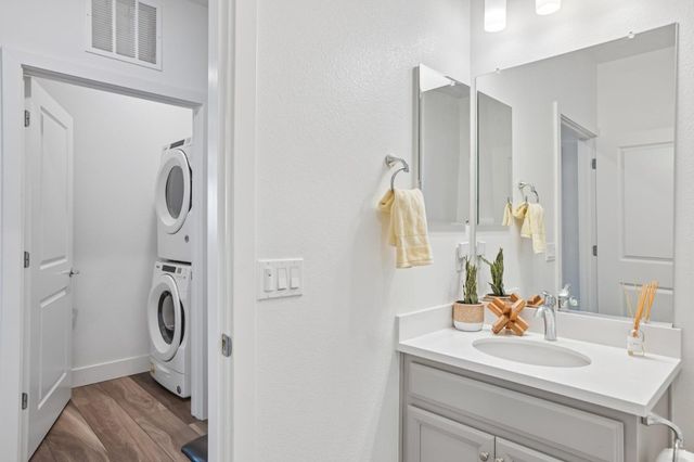 5704 Immersion Loop, San Jose, CA 95119