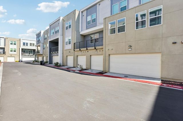 5704 Immersion Loop, San Jose, CA 95119