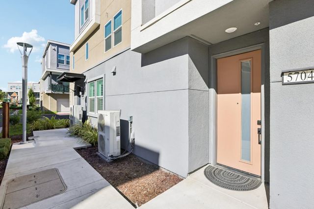 5704 Immersion Loop, San Jose, CA 95119