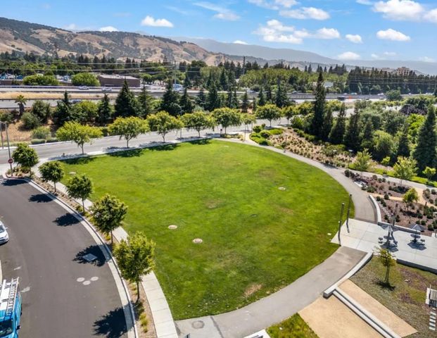 5704 Immersion Loop, San Jose, CA 95119