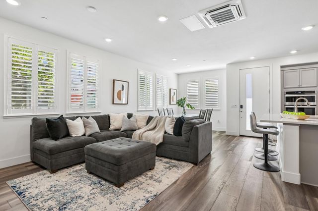 5704 Immersion Loop, San Jose, CA 95119