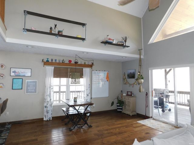 11087 S Trinity Lane, Pekin, IN 47165