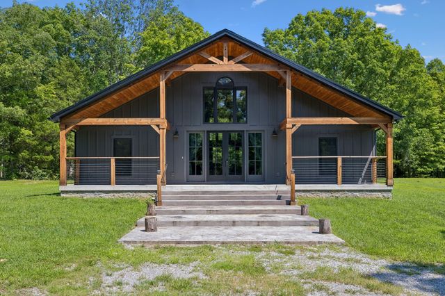 3393 Slayden Marion Rd, Cumberland Furnace, TN 37051