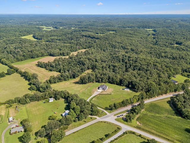 3393 Slayden Marion Rd, Cumberland Furnace, TN 37051