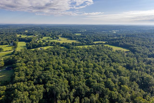 3393 Slayden Marion Rd, Cumberland Furnace, TN 37051