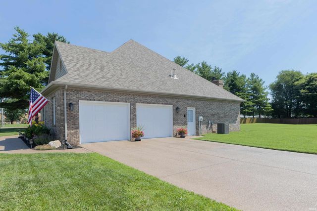 4522 Ivy Glenn Drive, Newburgh, IN 47630