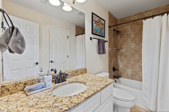 7450 Hovingham, San Antonio, TX 78257