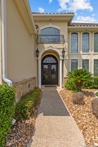 7450 Hovingham, San Antonio, TX 78257