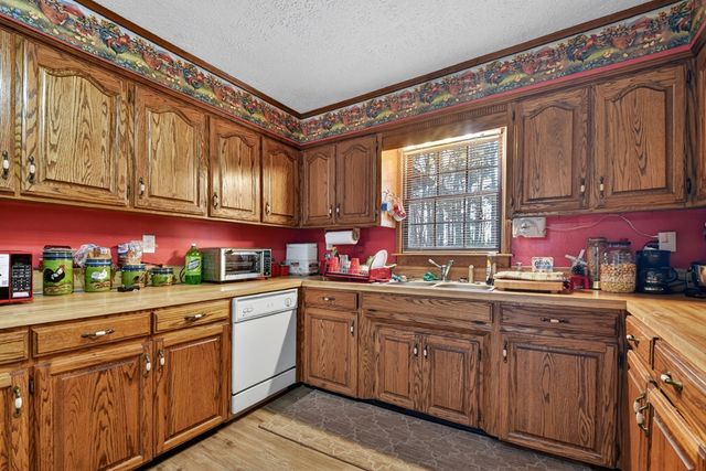 788 Lake Forest Drive, Blue Ridge, GA 30513