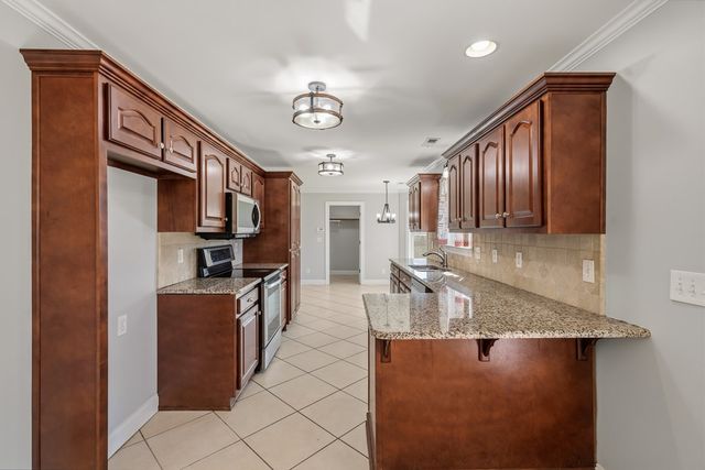 11 Hardy Street, Chatsworth, GA 30705