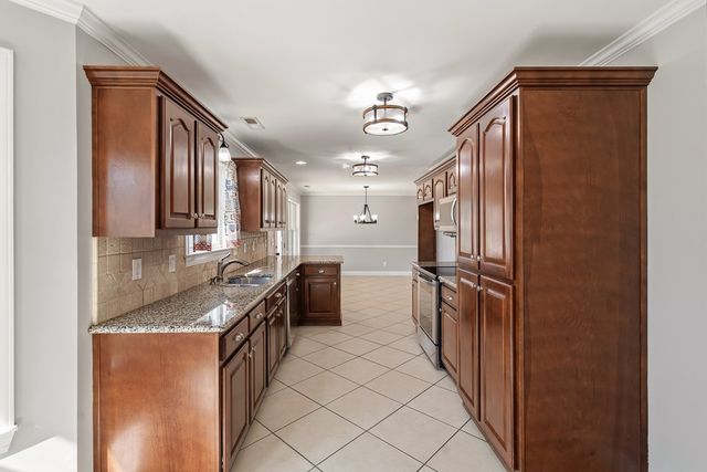 11 Hardy Street, Chatsworth, GA 30705