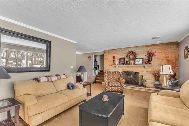 6624 Ronjoy Place, Youngstown, OH 44512